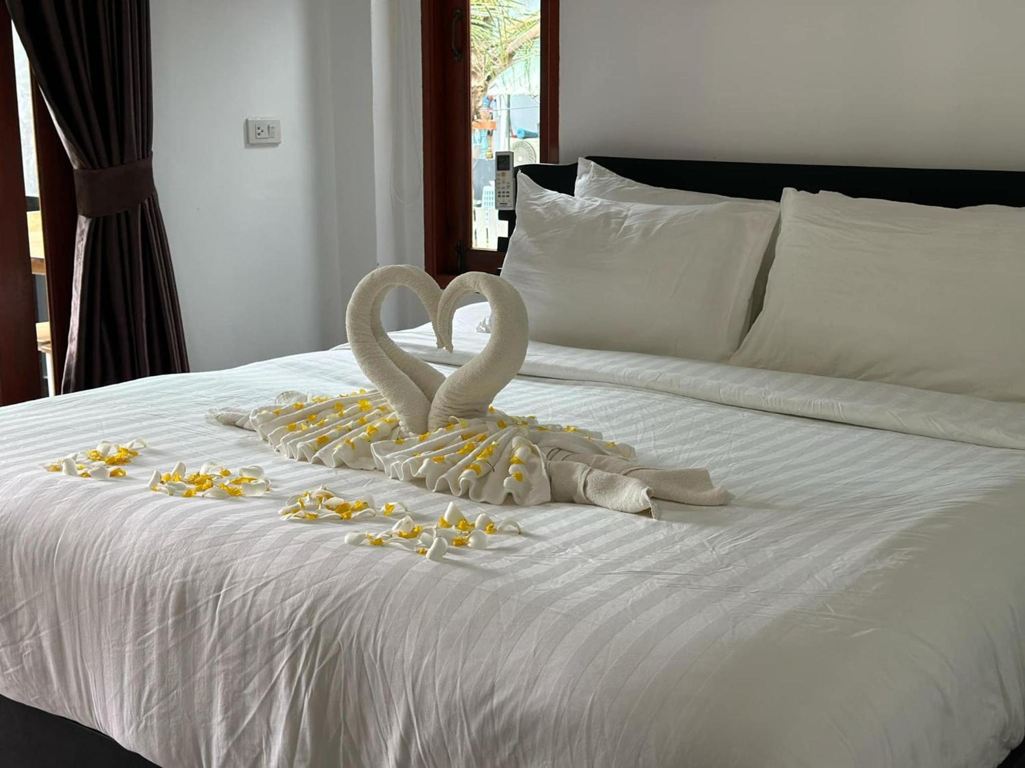Ibiza Bungalows หาดยาว ภายนอก รูปภาพ